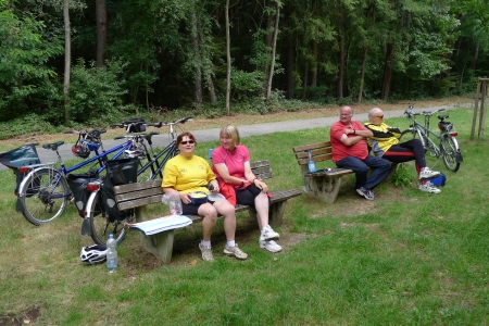 28.08.11 Ein Teil unserer Gruppe beim Picknick an der Gänsbrüh