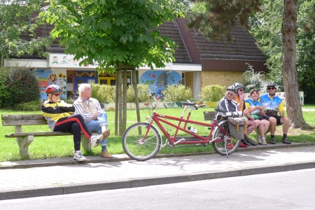 28.08.11 Eis bei einer Pause auf dem Rückweg in Rodgau-Dudenhofen