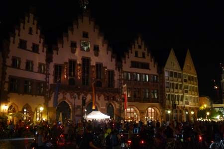 Ende der Bike-Night auf dem Römer.