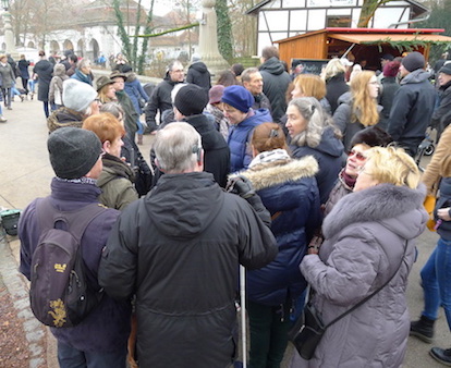 Unsere Gruppe auf dem Weihnachtsmarkt Bad Nauheim.