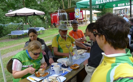 Pause beim Bayrischen Frühschoppen im LiLuHU.