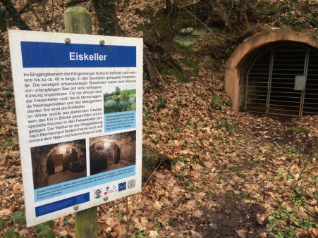 Felsenkeller wurden bis zu 40 m in den Sandstein getrieben.